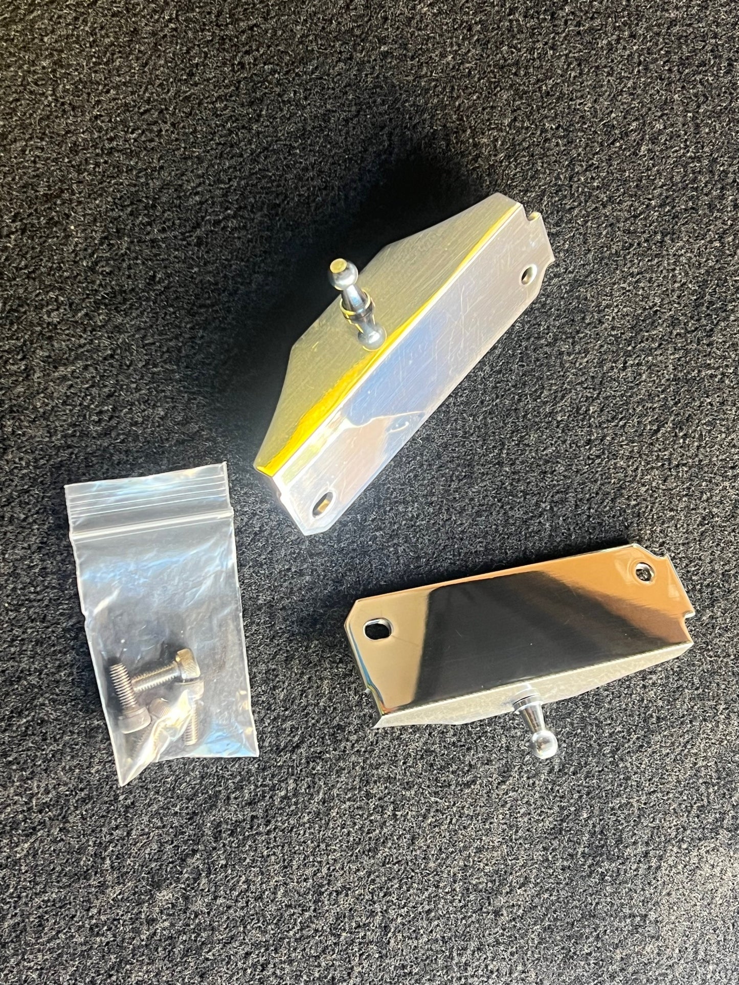 91-96 Caprice/Impala SS Hood Strut Brackets (2pc)