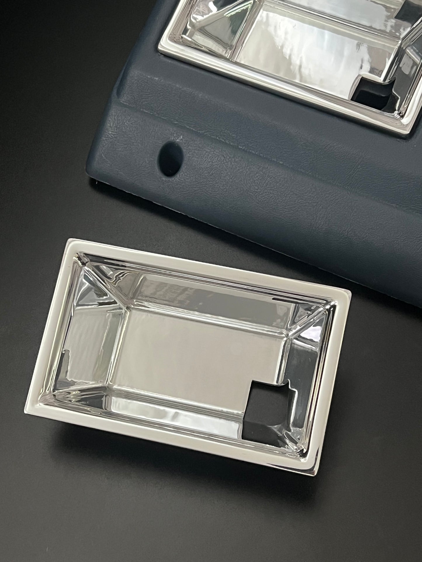 77-90 Caprice/Impala Door Handle Surround (2pc)